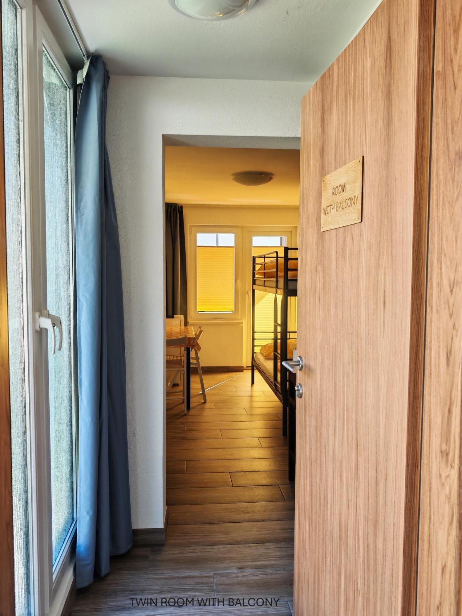 Apartment And Room Anica Tolmin Exterior foto
