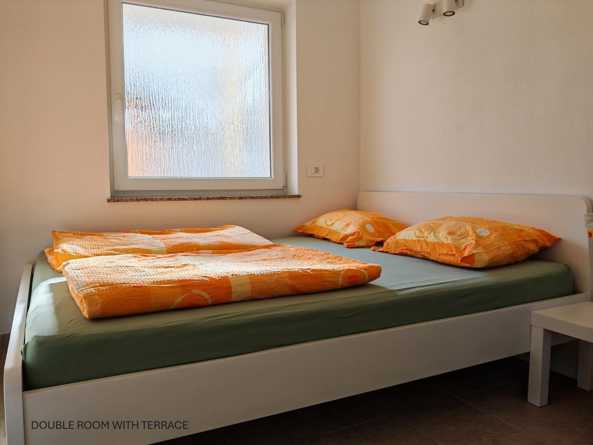 Apartment And Room Anica Tolmin Exterior foto